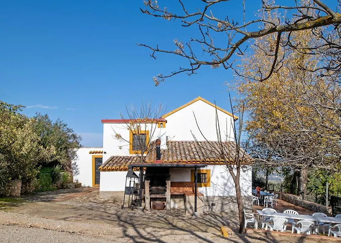 Fuente DulceCasa Rural